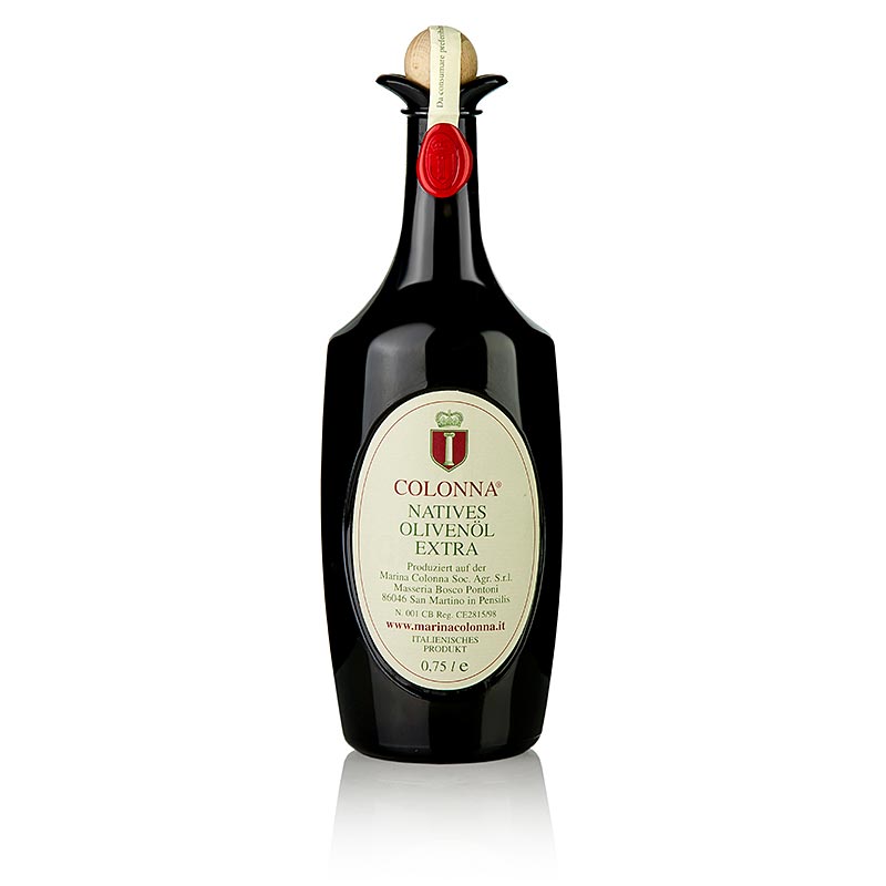 Bouteille d'huile d'olive vierge extra, Marina Colonna Classic Blend, 750 ml, cuvée d'huile jaune-verte avec un fruité moyen et des réminiscences de tomates mûres et d'artichauts, produite à partir de neuf variétés d'olives différentes dans le domaine de Marina Colonna, dans la région de Molise.