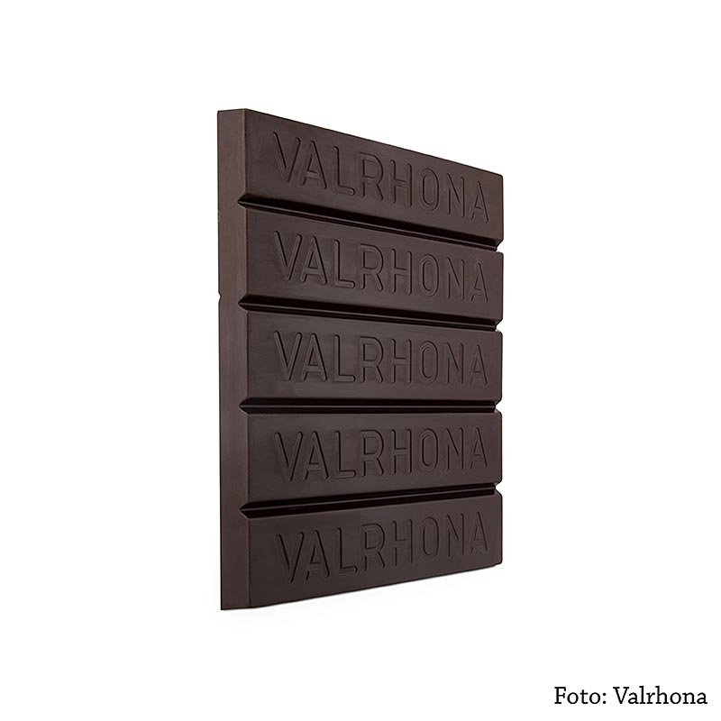 Valrhona Kakaomasse-Extra, Block, 100% Kakao, 3 kg - Premium quality chocolate ingredient for professional pastry chefs and chocolatiers (English)