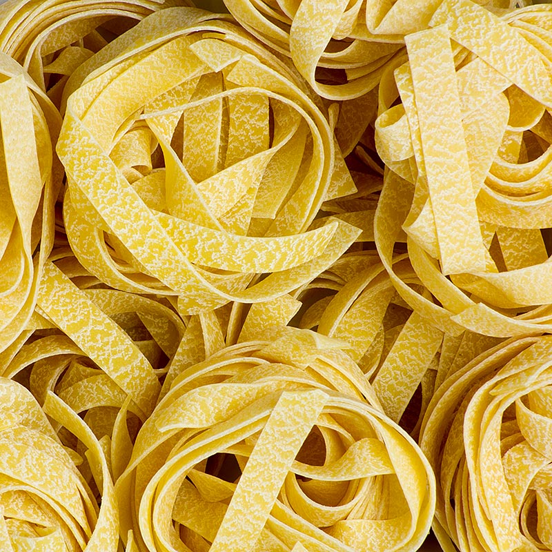 Granoro Fettuccine mit Ei, breite Bandnudelnester, No118, 6 kg, 12 x 500g - 8mm breite Nudelnester aus Eierteig, ideal zu allen Nudelsaucen, 6-10 Minuten Kochzeit
