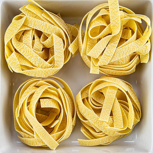 Granoro Fettuccine mit Ei, breite Bandnudelnester, No.118, 500 g