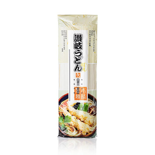 Udon Nudeln - Weizennudeln, hell, flach, 3mm, ca 24cm lang, Kubota, 250 g: Dicke Weizennudeln, traditionell in der japanischen Küche für Suppen und Eintöpfe verwendet, können auch gebraten als Beilage zu asiatischen Gerichten gereicht werden