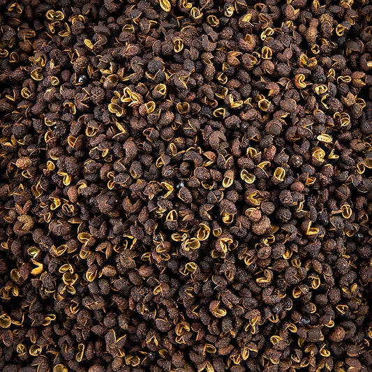 Bild des hochwertigen Sichuan-Pfeffers, auch bekannt als Szechuan-Pfeffer, Fagara oder chinesischer Bergpfeffer, für die Zubereitung von authentischen asiatischen Gerichten oder zur Verleihung einer kreativen Note an Ihre Lieblingsrezepte