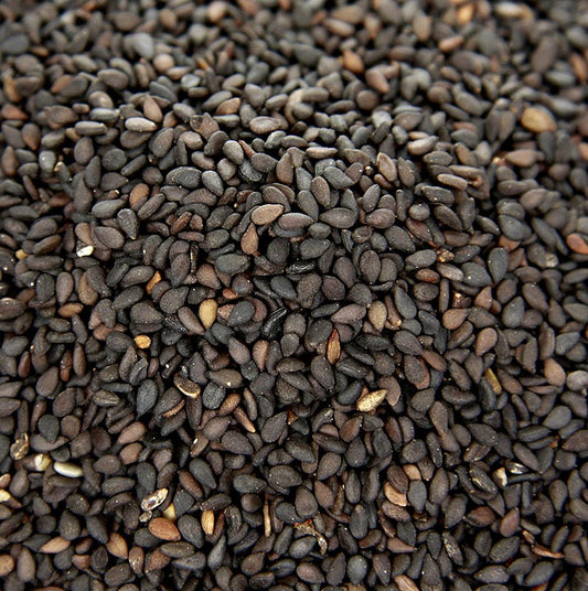 Schwarzer Sesam in einer 454 g Packung, vielseitiges und geschmackvolles Gewürz aus trockenen Samen mit nussigem Aroma, beliebt in verschiedenen Küchen weltweit