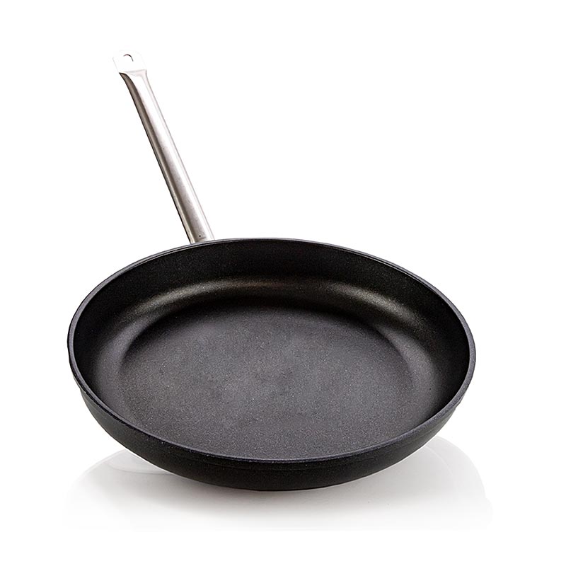 AMT Gastroguss, Lyonerpfanne, ø 36cm, 7cm hoch, mit langem Stiel, 1 St - Hochwertige Aluminiumguss-Kochgeschirr mit Mikrofein abgedrehtem Thermoboden, 3-Schichten-Oberflächenversiegelung und ergonomischen Griffen, hergestellt in Deutschland