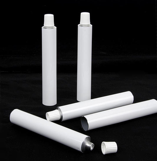 Eine weiße Tube zum Befüllen, 30ml, ohne Inhalt, ideal für Tuben-Cocktails und Desserts
