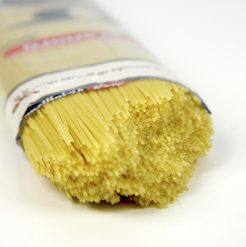 Granoro Capellini, sehr dünne Spaghetti, 1mm, No16, 12 kg, 24 x 500g - Handgefertigte Spaghetti aus Italien, perfekt für anspruchsvolle Hobbyköche und Gourmets, 24 Packungen à 500g Entdecken Sie jetzt im Online-Shop!
