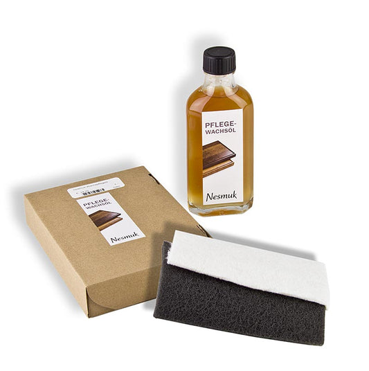 Nesmuk Pflege-Wachsöl für Nesmuk Eichebretter, mit Schleifvlies und BW-Tuch, 100 ml - Hochwertiges Pflegemittel für die Behandlung von Eichenbrettern, inklusive Schleifvlies und Baumwolltuch, 100 ml Flasche