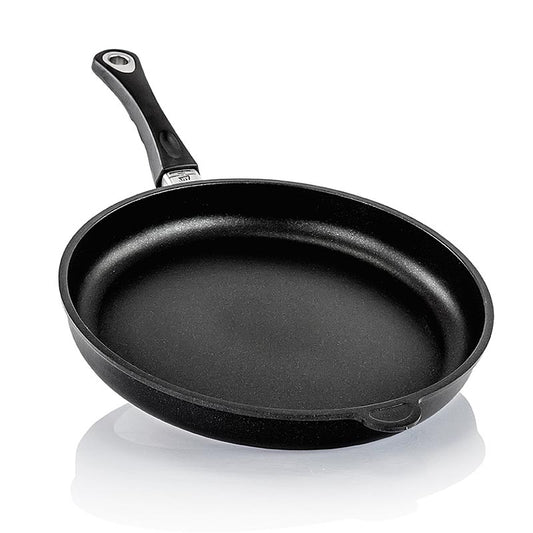 AMT Gastroguss, Bratpfanne, ø 32cm, 5cm hoch, 1 St - hochwertiges Aluminiumguss-Kochgeschirr, hergestellt in Deutschland im Kokillen-Handguss-Verfahren, 3-Schichten-Oberflächenversiegelung mit Keramikanteilen, Mikrofein abgedrehter 8-9mm Thermoboden, funktionelle und ergonomische Griffe, backofenfest bis 260°C