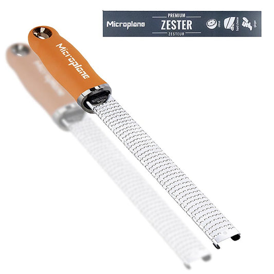 Microplane Classic Reibe zimt-orange 46823, hochwertiger Zester grater aus rostfreiem Stahl, ergonomischer Griff, leicht zu reinigen, unverzichtbar in jeder Küche