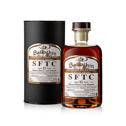 Flasche Single Malt Whisky Ballechin SFTC Oloroso Cask, 11 J, 59,2 % vol, Highland, 500 ml vor dunklem Hintergrund