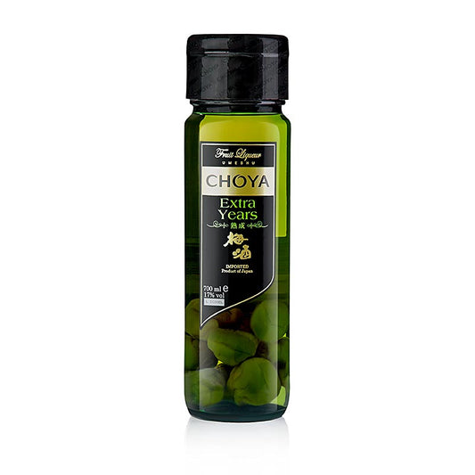 Liqueur de prune premium - Umeshu Dento, aux fruits entiers, 17% vol, 700 ml - Une bouteille de liqueur de prune traditionnelle, remplie de fruits entiers, 17% d'alcool, 700 ml
