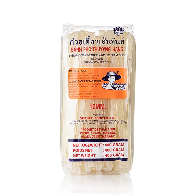 Tagliatelles de riz transparentes de 10 mm de large, à base de farine de riz et d'eau, conservent leur aspect même après cuisson, se confondent facilement avec les nouilles de verre à base de farine de soja, sont meilleures avec des sauces épicées