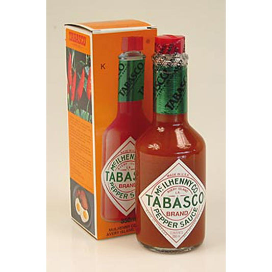 La sauce au poivre rouge Tabasco est fabriquée à partir de piments sélectionnés, cultivés et entretenus depuis plus de 115 ans par la famille McIlhenny sur l'île d'Avery en Louisiane. Elle mûrit pendant 3 ans dans des fûts de chêne afin de développer pleinement son goût et son arôme d'une finesse unique.