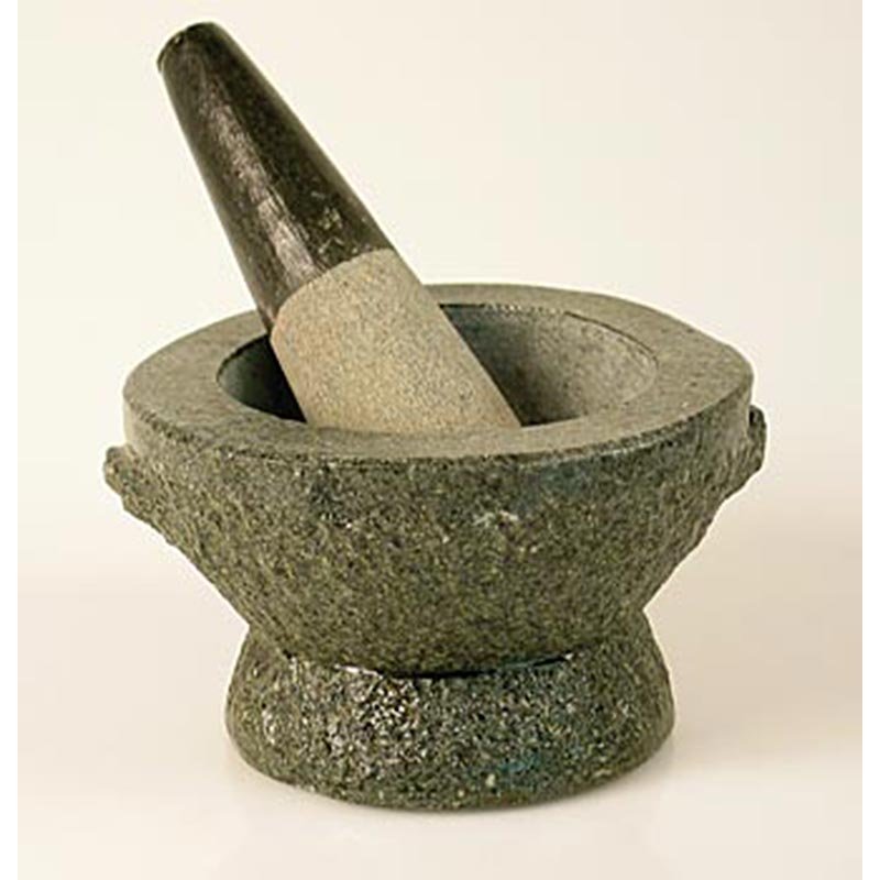 Mortier en pierre en granit lourd, idéal pour piler et broyer des herbes fraîches et sèches, des épices et des graines pour des mélanges d'épices et des pâtes personnalisés dans la cuisine professionnelle.