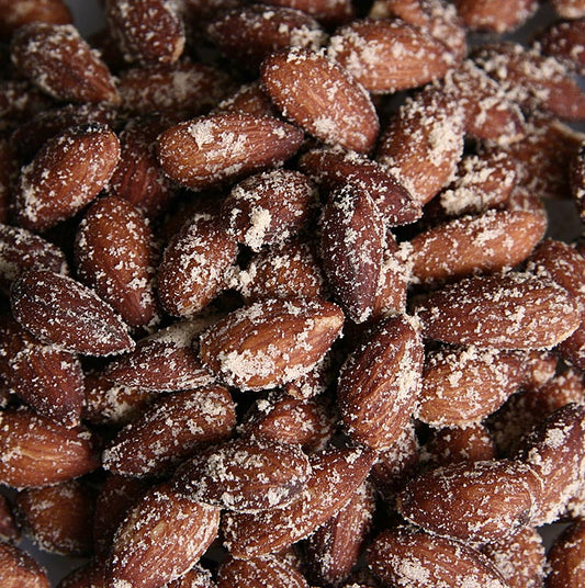 Amandes fumées, entières, salées - Premium, 1 kg - Un irrésistible snack salé pour le bar ou la maison, parfait pour les soirées conviviales