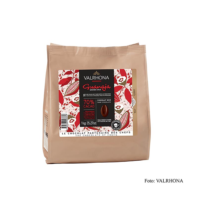 Valrhona Guanaja Grand Cru Couverture noire Callets, 70% cacao, 1 kg - mélange de fèves de cacao Criollos et Trinitario, goût très chocolaté, exceptionnellement amer et très persistant, utilisation universelle, 70% de cacao, 29% de sucre, teneur totale en matières grasses de 42%, les Callets rappellent de petites gouttes de chocolat, portionnement optimal