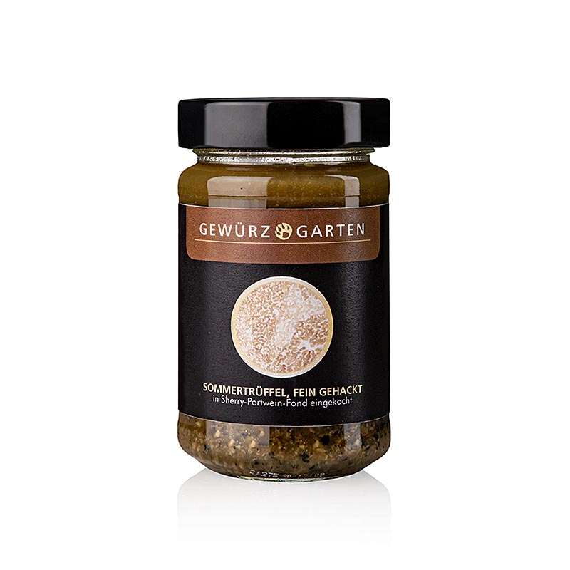 Truffes d'été finement hachées, cuites dans un fond de porto, idéales pour les sauces sombres et les soupes