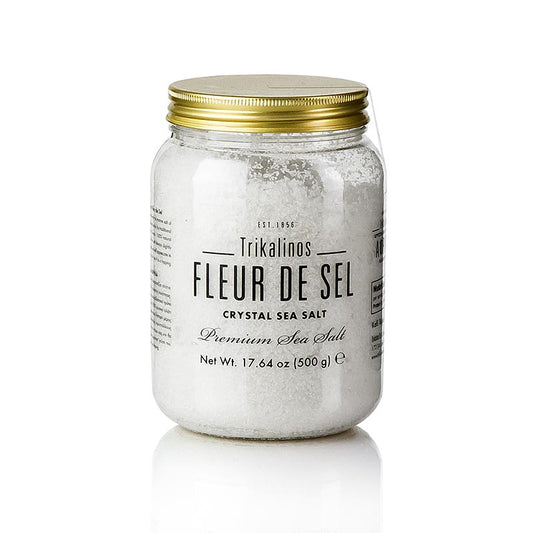 Fleur de Sel, Trikalinos, Grèce, 500 g - Sel pur séché au soleil et récolté dans les salines de la lagune Etoliko-Messolongi en Grèce, non traité et sans additifs, les fins cristaux de sel humides font ressortir les arômes lors de la finition ou de l'assaisonnement à table.