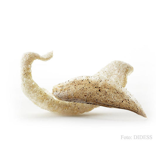 Kroepoek au goût de truffe, non cuit, emballé dans des boîtes aromatiques refermables