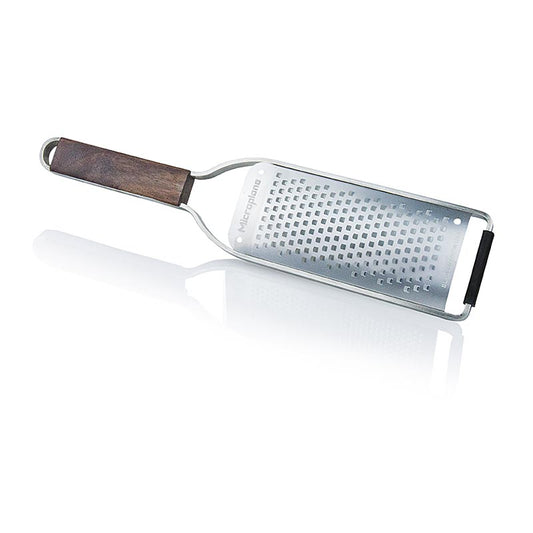 Photo de détail de la râpe à gros grains Master Series avec manche en bois et cadre en acier inoxydable, 30,4 cm x 6,3 cm x 1,8 cm, pour couper sans effort le fromage, les carottes, le gingembre, l'ail, le chocolat et les noix de coco