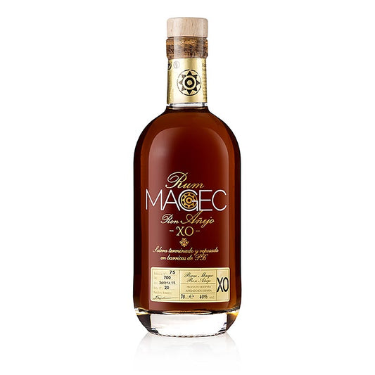 Image d'un rhum Magec Anejo XO PEDRO XIMENEZ de 700 ml du Venezuela, avec une teneur en alcool de 40% vol