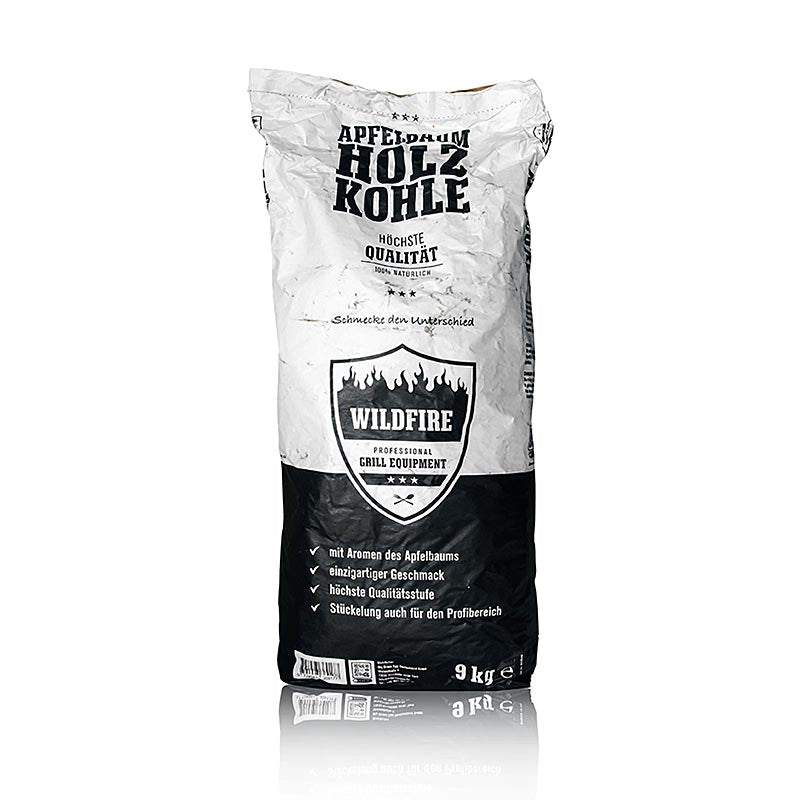 Alt text : Sac de 9 kg de charbon de bois de pommier, un produit de charbon de haute qualité pour les barbecues Big Green Egg, parfait pour la cuisson lente et l'ajout de saveurs riches et fumées à vos plats préférés.