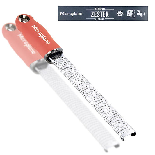 French

Râpe en acier inoxydable Microplane Classic en rouge à lèvres rose, idéale pour zester les agrumes et râper finement les fromages à pâte dure, le chocolat et les épices, 1 pièce