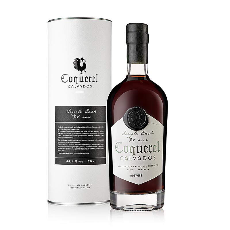 Bouteille Domaine du Coquerel Calvados ACC Single Cask, 31 ans, 44,4 % vol, France, 700 ml, sur fond blanc