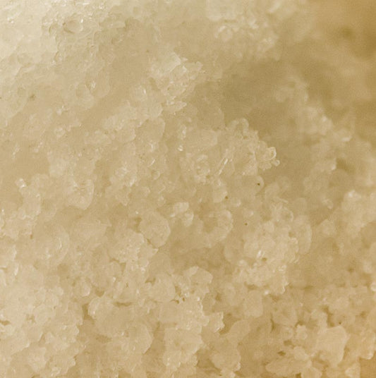 Sale marino grosso, bianco, umido, Salins du Midi/Francia, 1 kg - Sale marino bianco, grezzo e umido, estratto naturalmente dalle Salins du Midi sulla costa mediterranea francese